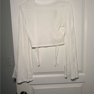 Elegant White Long Sleeve Crop Top